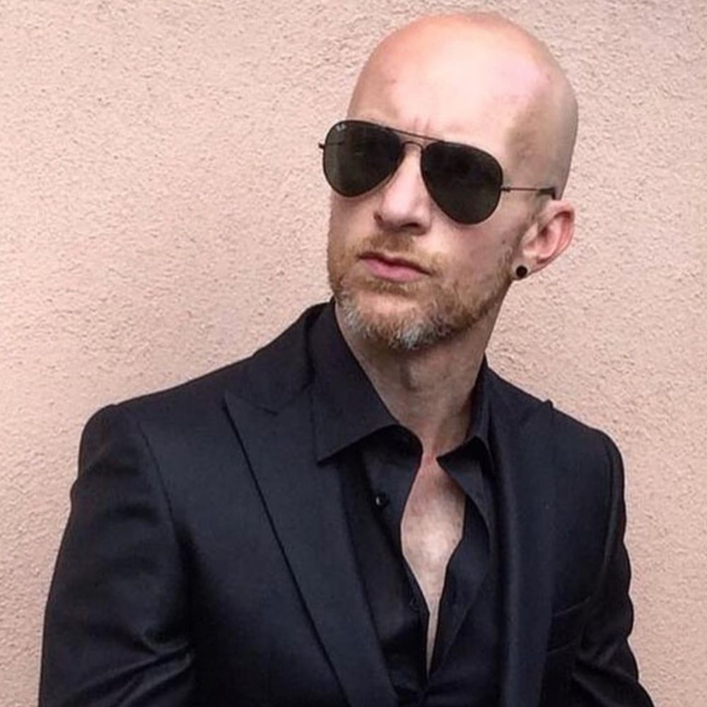 LIKE NEW RayBan Aviator Classic RB3025 Black Ray ban Sunglasses - Picture 10 of 12